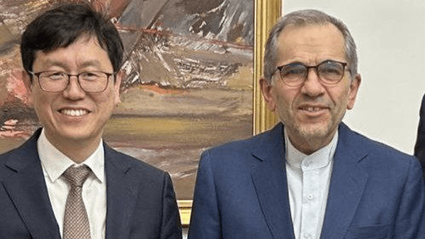 9b95bf45cb794ac4a6759cf89122c1a5